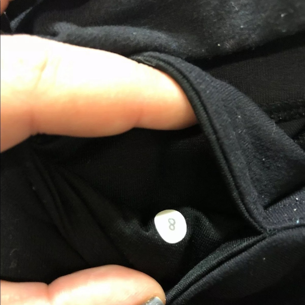 Lululemon Crop Leggings Size 8 -Black